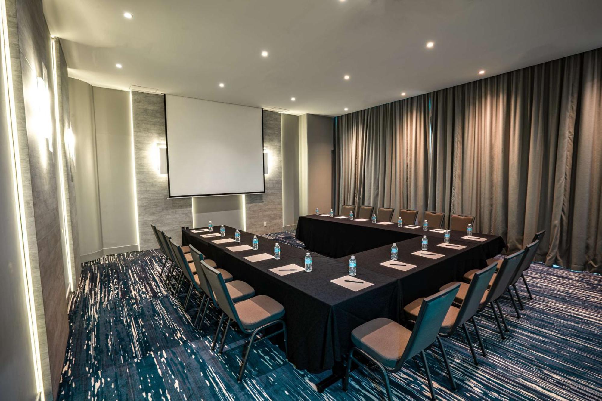 Hilton Garden Inn Mexico City Santa Fe Bagian luar foto
