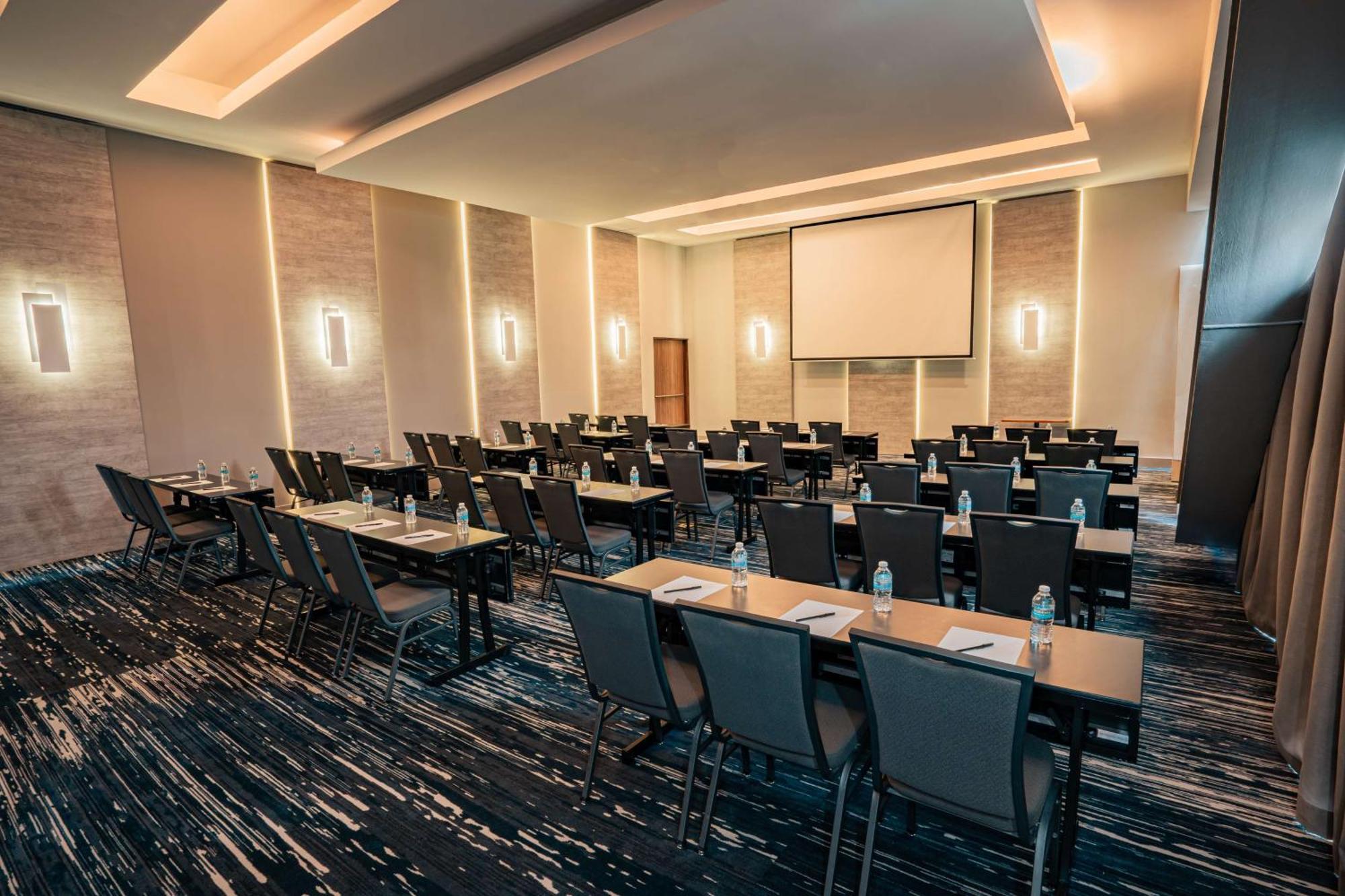 Hilton Garden Inn Mexico City Santa Fe Bagian luar foto